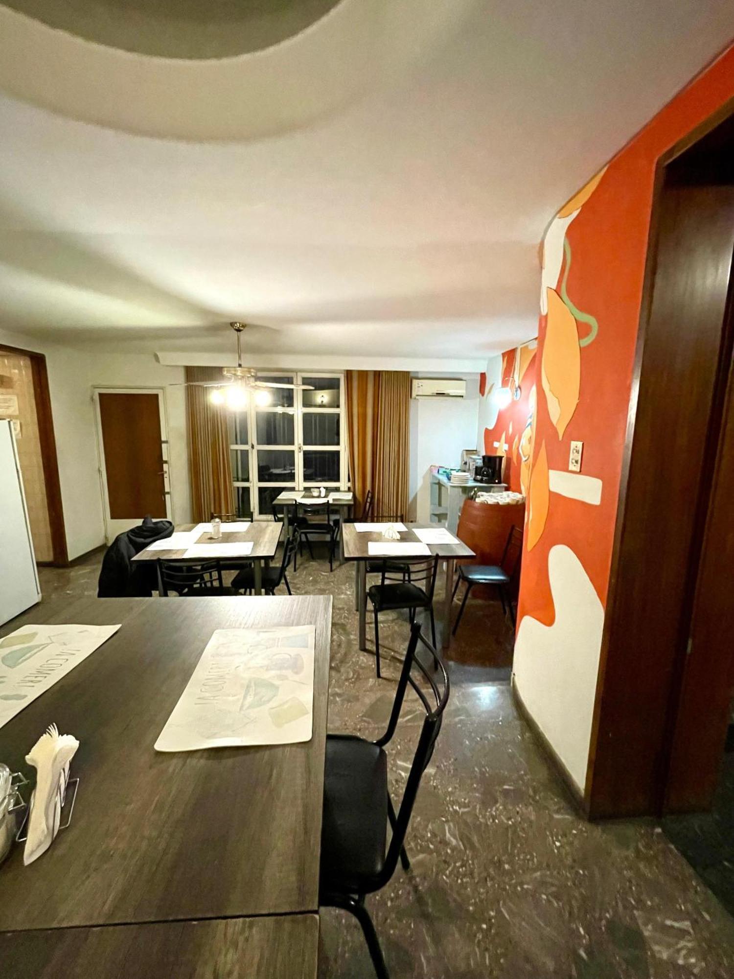 Panda Hostel Mendoza Luaran gambar