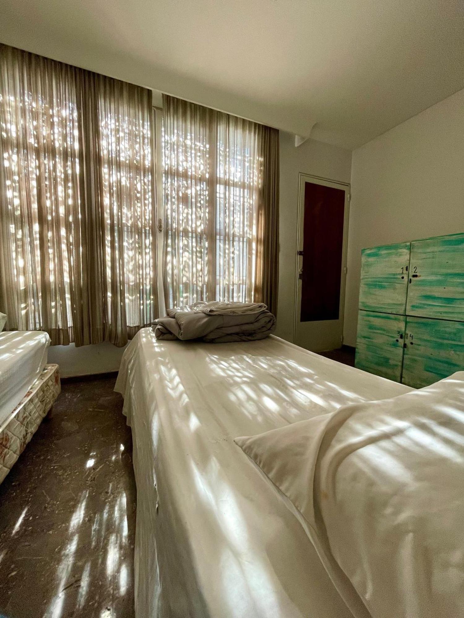 Panda Hostel Mendoza Luaran gambar